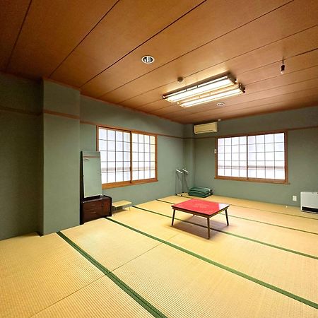 Отель 森林公園スイス村 青少年 山の家 Кётанго Экстерьер фото